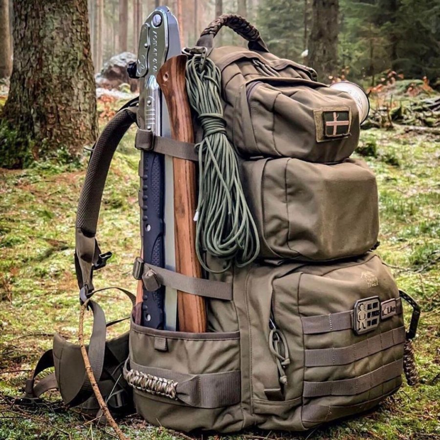 Is it time to upgrade your Essential Survival Backpack_ _ #survivalguide #survivalgear #surviv...jpg