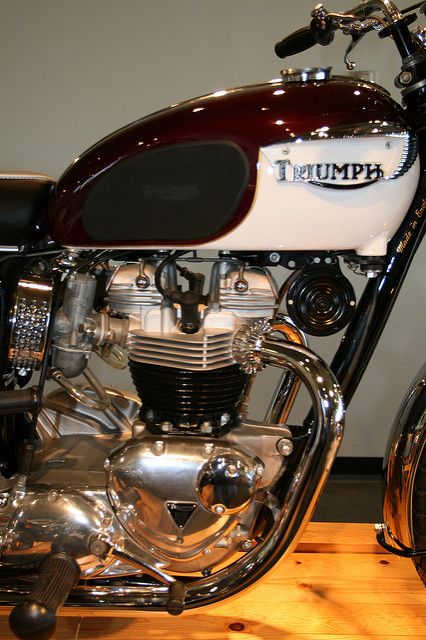 - We transport any type of car anywhere in North America. LGMSports.com Triumph Bobber, Triump...jpg