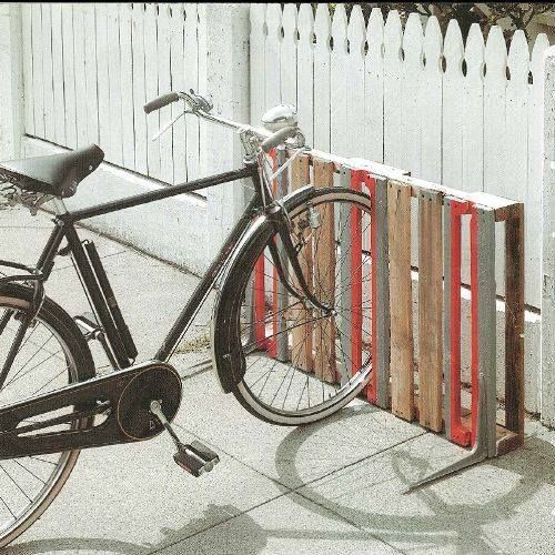 You don't have a good place to park your bike, pallets are the solution! 1#bike #dont #good #p...jpg