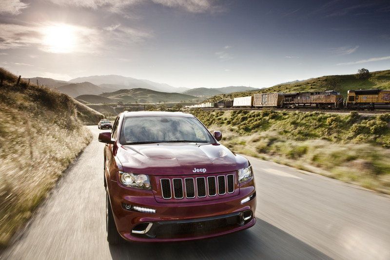 jeep-grand-cherokee--7_800x0w.jpg