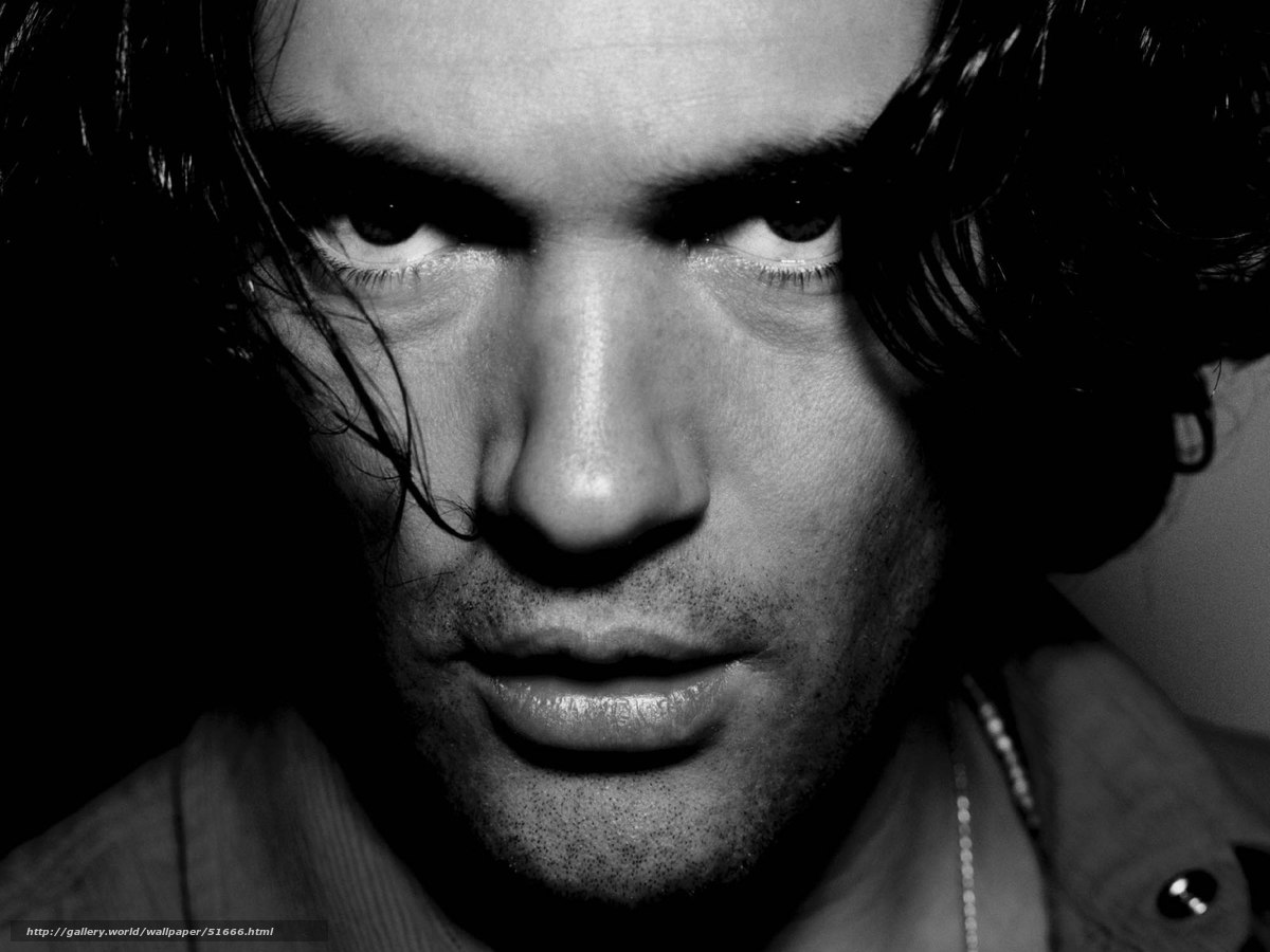 51666_antonio-banderas_or_antonio-banderas_1600x1200_(www.GdeFon.ru).jpg