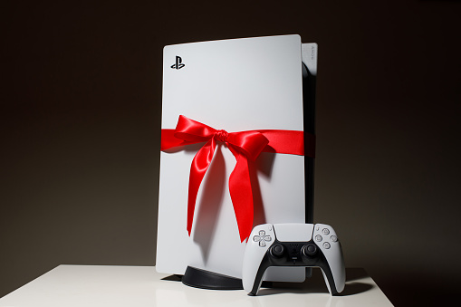 Sony Playstation 5 Gift Edition Stock Photo - Download Image Now - PlayStation  5, Black Friday - Shopping Event, 4K Resolution - iStock
