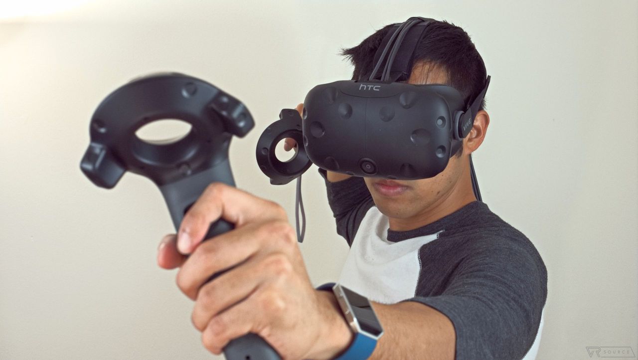 yeni-htc-vive-sanal-gerceklik-basligi-tanitilabilir-sdn-01.jpg