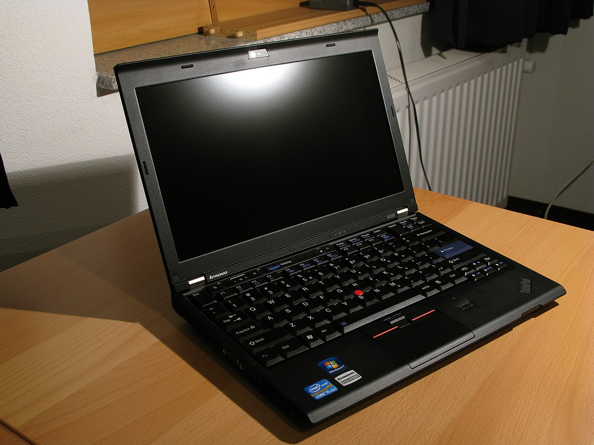 1200px-ThinkPad_X220.jpg