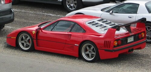 1200px-Ferrari_F40.jpg