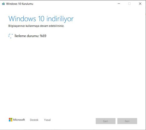 win10indiriliyor.JPG