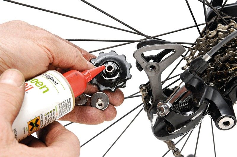 10 ways to make your road bike faster – workshop 10 ways to make your road bike faster – works...jpg
