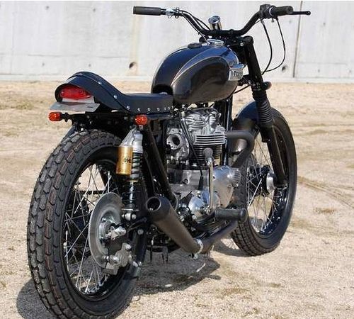 2 _ Flattrackers and Caferacers Parts and bikebuilds _ Flickr Triumph Bonneville, Özel Motosik...jpg