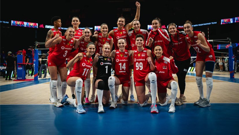 829x469-turkiye-3-0-guney-kore-mac-sonucu-ozet-fivb-milletler-ligi-1717270095579.jpg