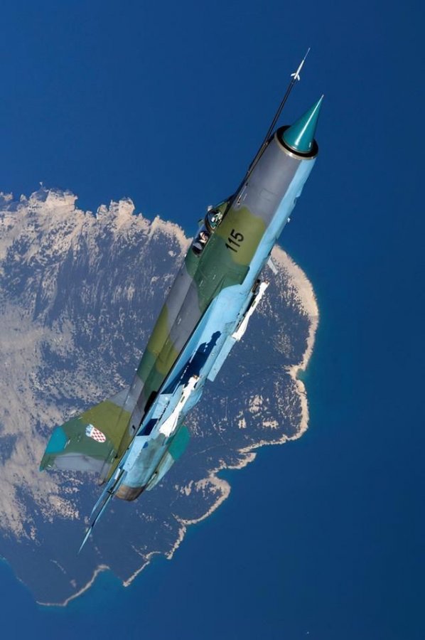 ___ _ toocatsoriginals_ Croatian MiG-21bis Fishbed.jpg
