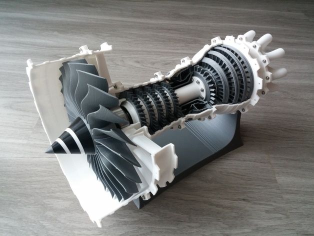 A model of a 2-spool high bypass turbofan. I designed the whole engine from scratch with visua...jpg