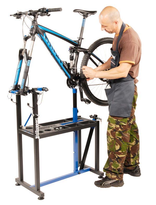 Bicisupport Srl articoli tecnici per la manutenzione della bicicletta, supporti, espositori Bi...jpg
