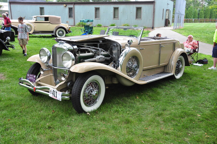 Bill-Schenk-1934-Duesenberg-Riviera-Brunn-Convertible-Sedan-LF.jpg