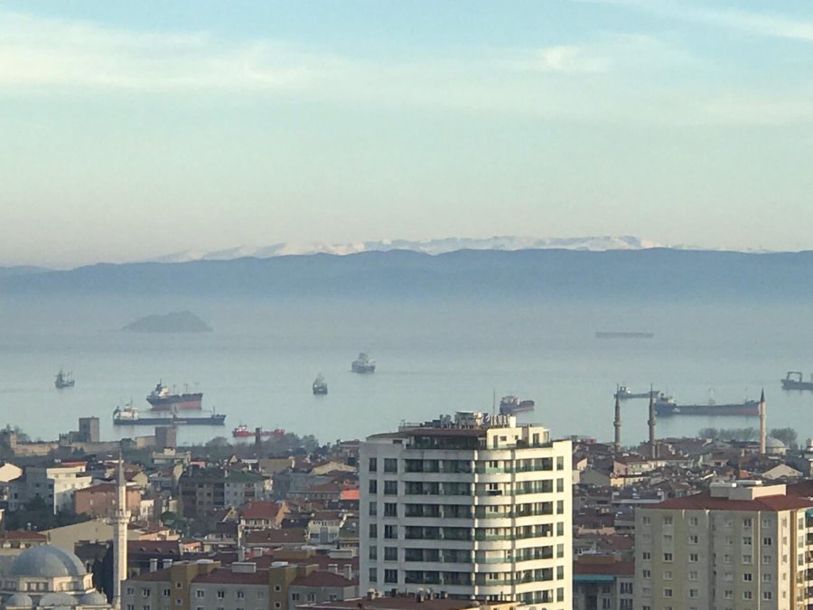 İstanbul'dan Uludağ manzarası 