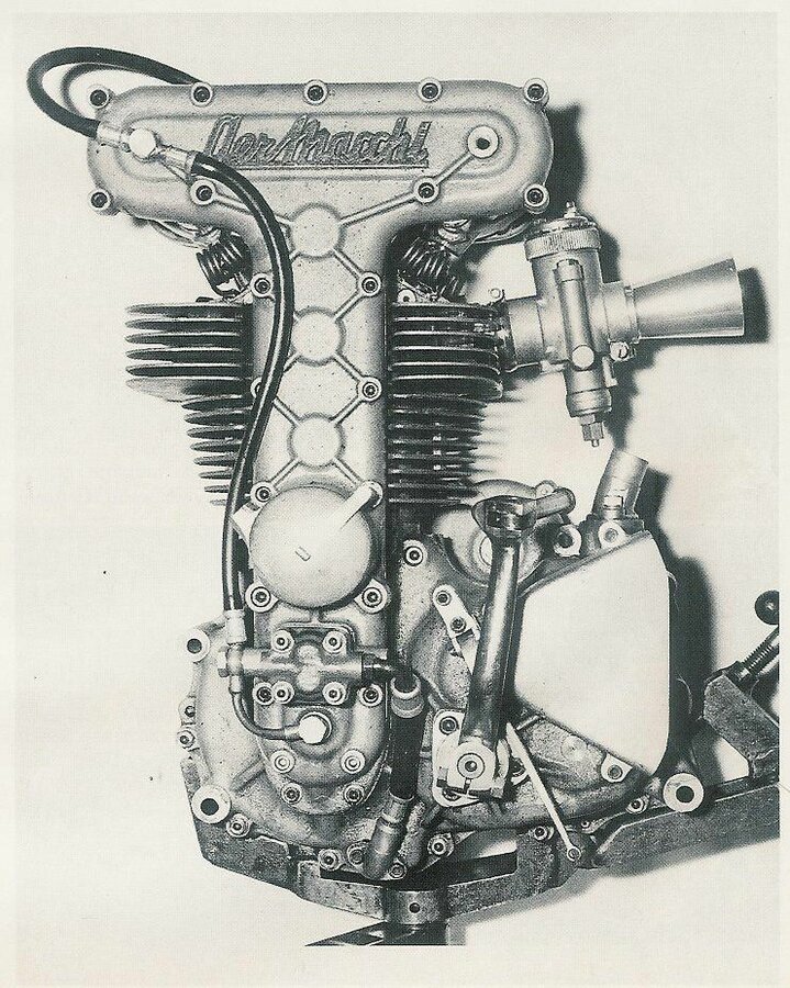 [Oldies] Il est pas beau mon moteur - Page 3 Millyard n'est pas seul... Andreas Georgeades a r...jpg