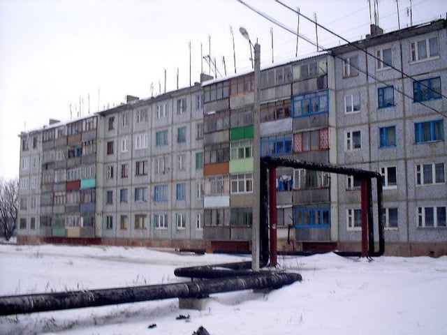 post-soviet-buildings-in-russia-v0-712i0h5eoxfb1.jpg