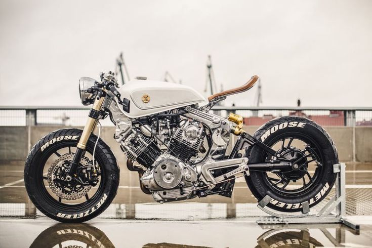 Yamaha XV920 Virago Cafe Racers by Moose Motodesign-Yamaha XV920 Virago Cafe Racers von Moose ...jpg