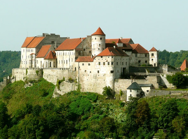 Burghausen-Castle.jpg