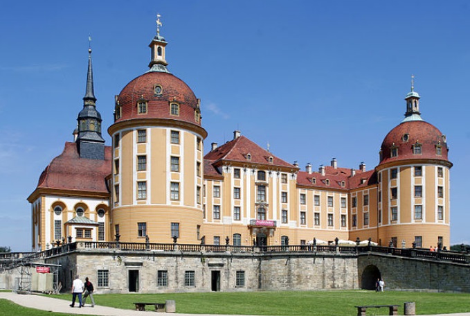 Moritzburg-Castle.jpg