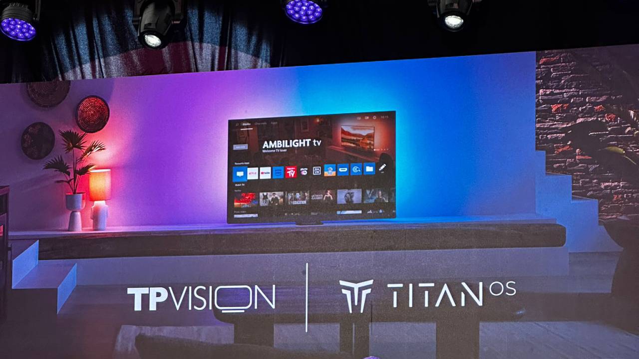 tp-vision-titan-os-ambilight-plus-2-1.jpg