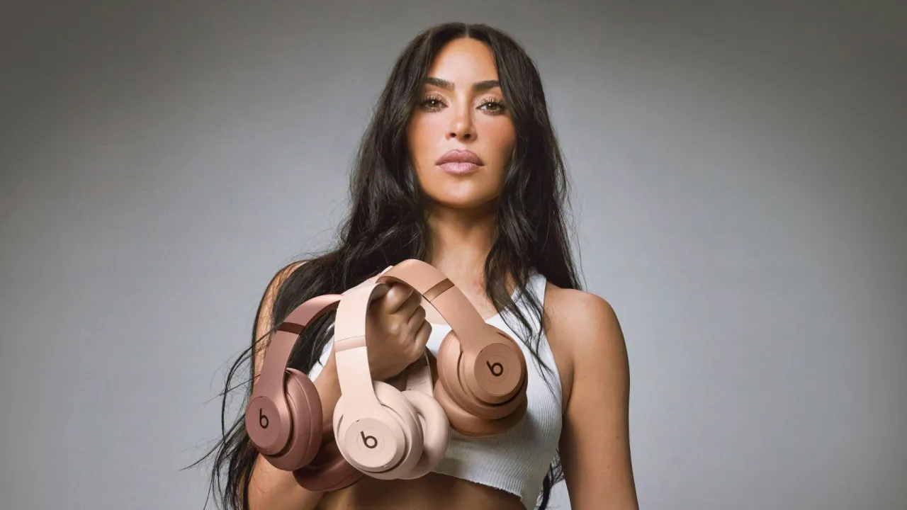 Apple Kim Kardashian beats