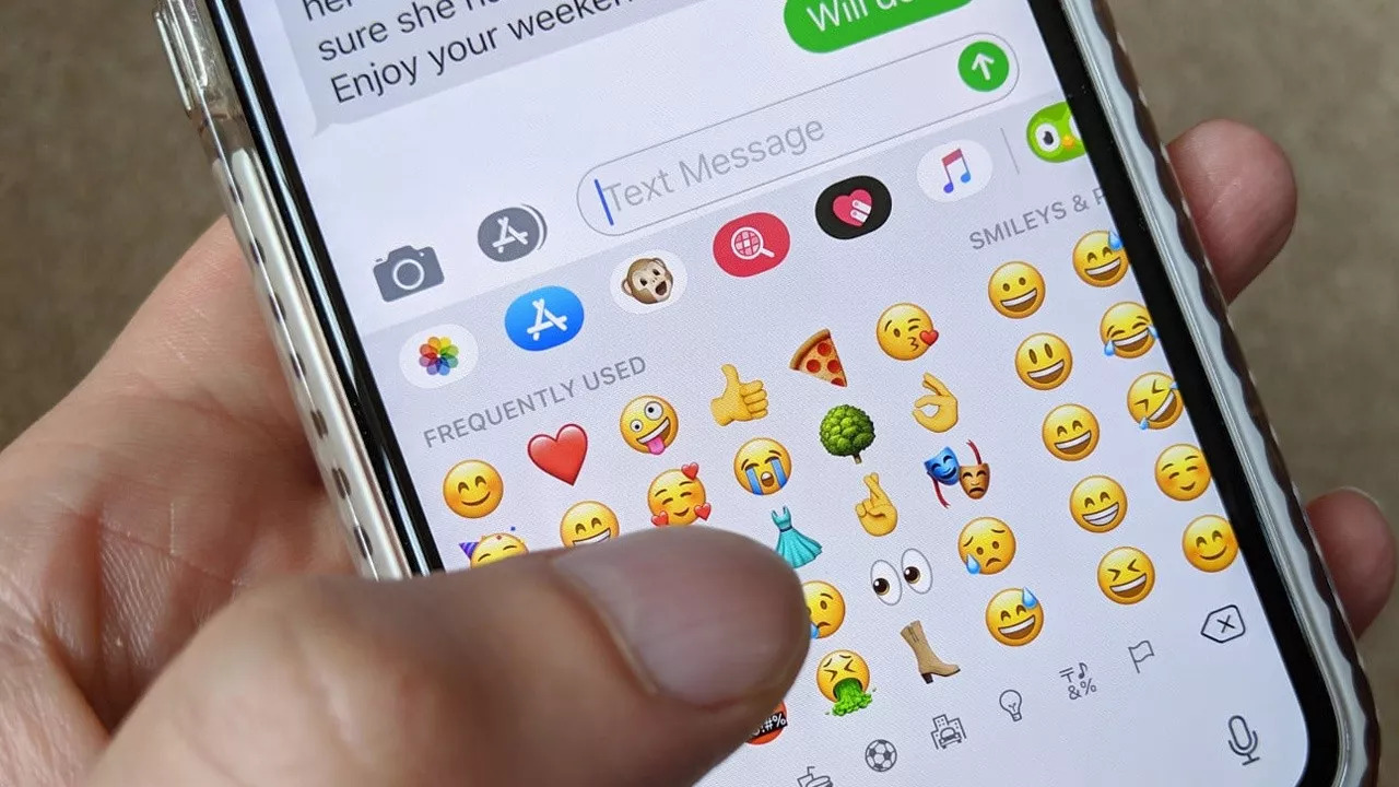 ios-17-android-14-yuzlerce-emoji-getiriyor.jpg