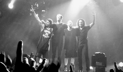 metallica-konser.jpg