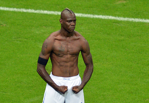 play_g_balotelli_d1_576.jpg