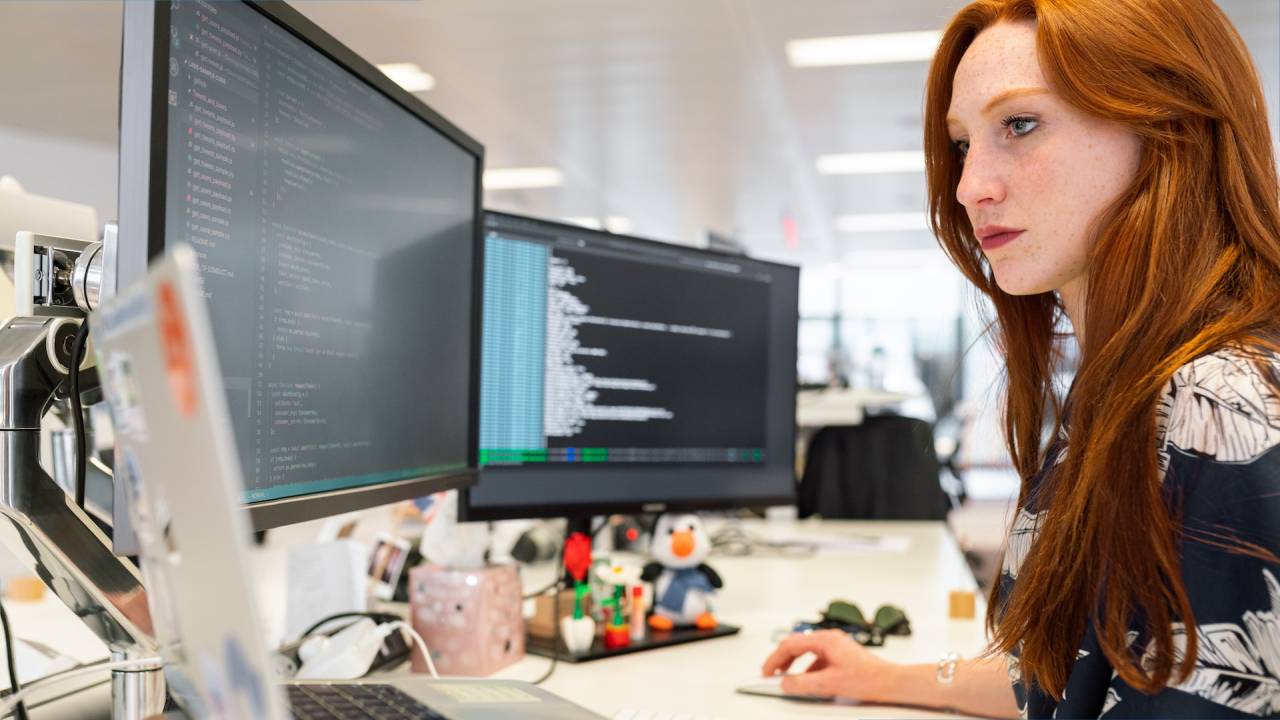 front-end-developer-gelistirme-egitimi-1.jpg