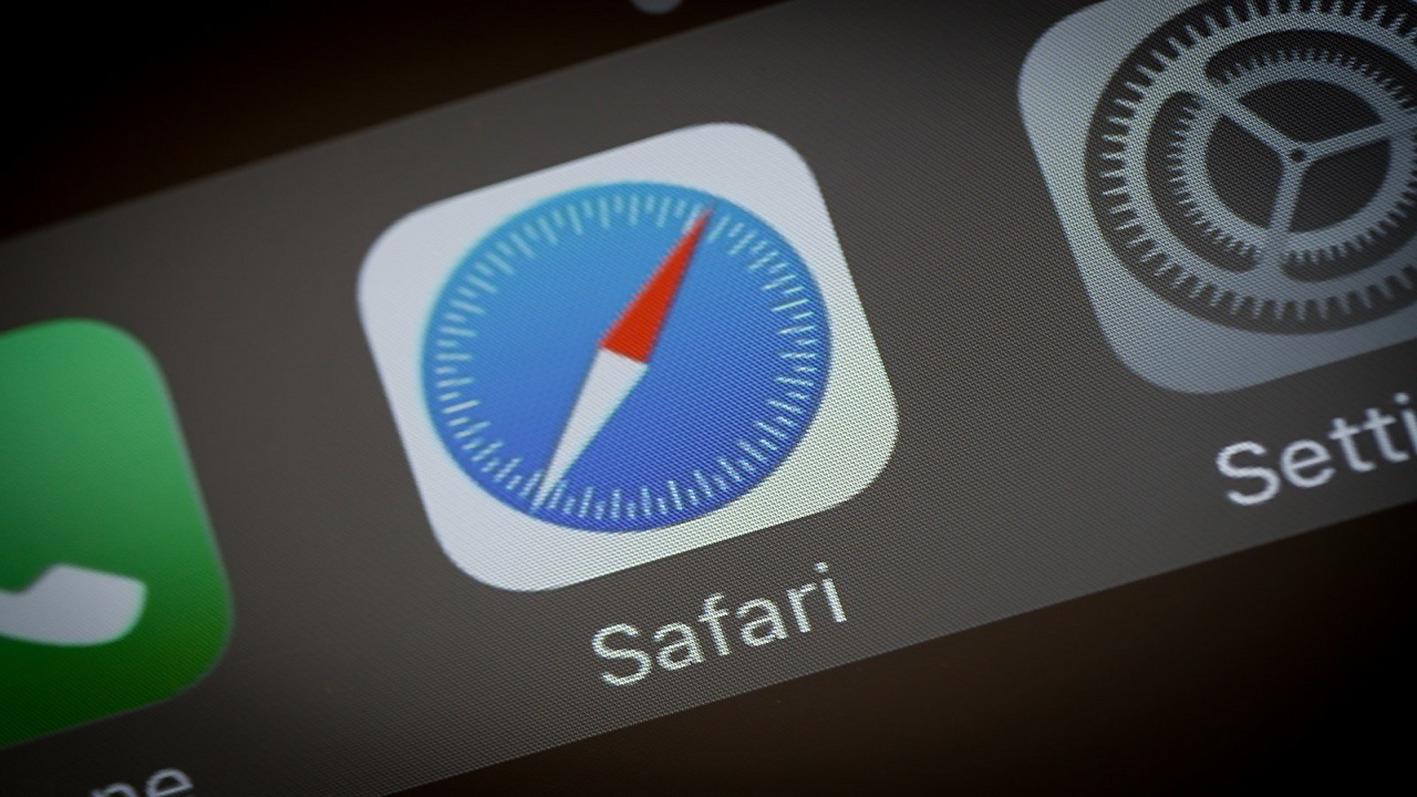 apple-safari-acigi-kapak-resmi.jpg