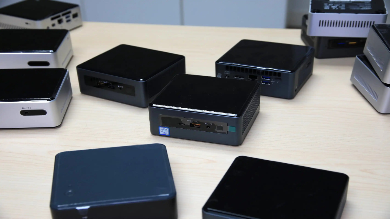 multiple-4x4-intel-nuc-classic.jpg