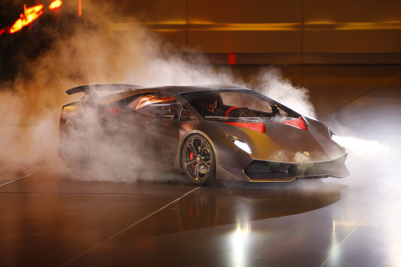 01-lamborghini-concept.jpg