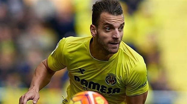 fenerbahce-roberto-soldado-ile-anlasti-333153-5.jpg