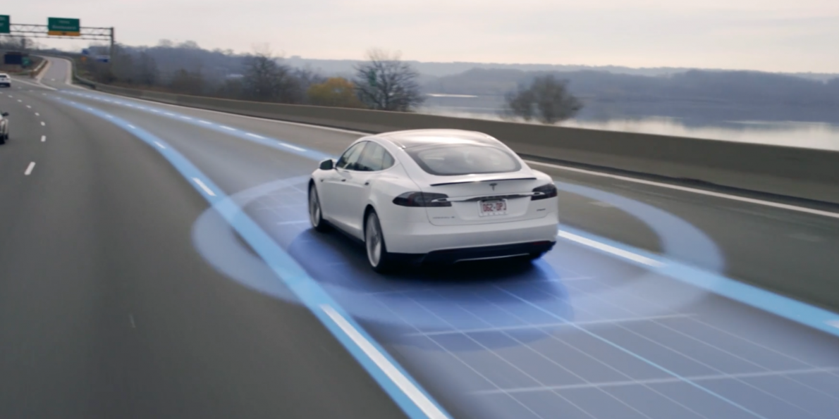 tesla-otopilot-artik-cok-daha-yetenekli.png