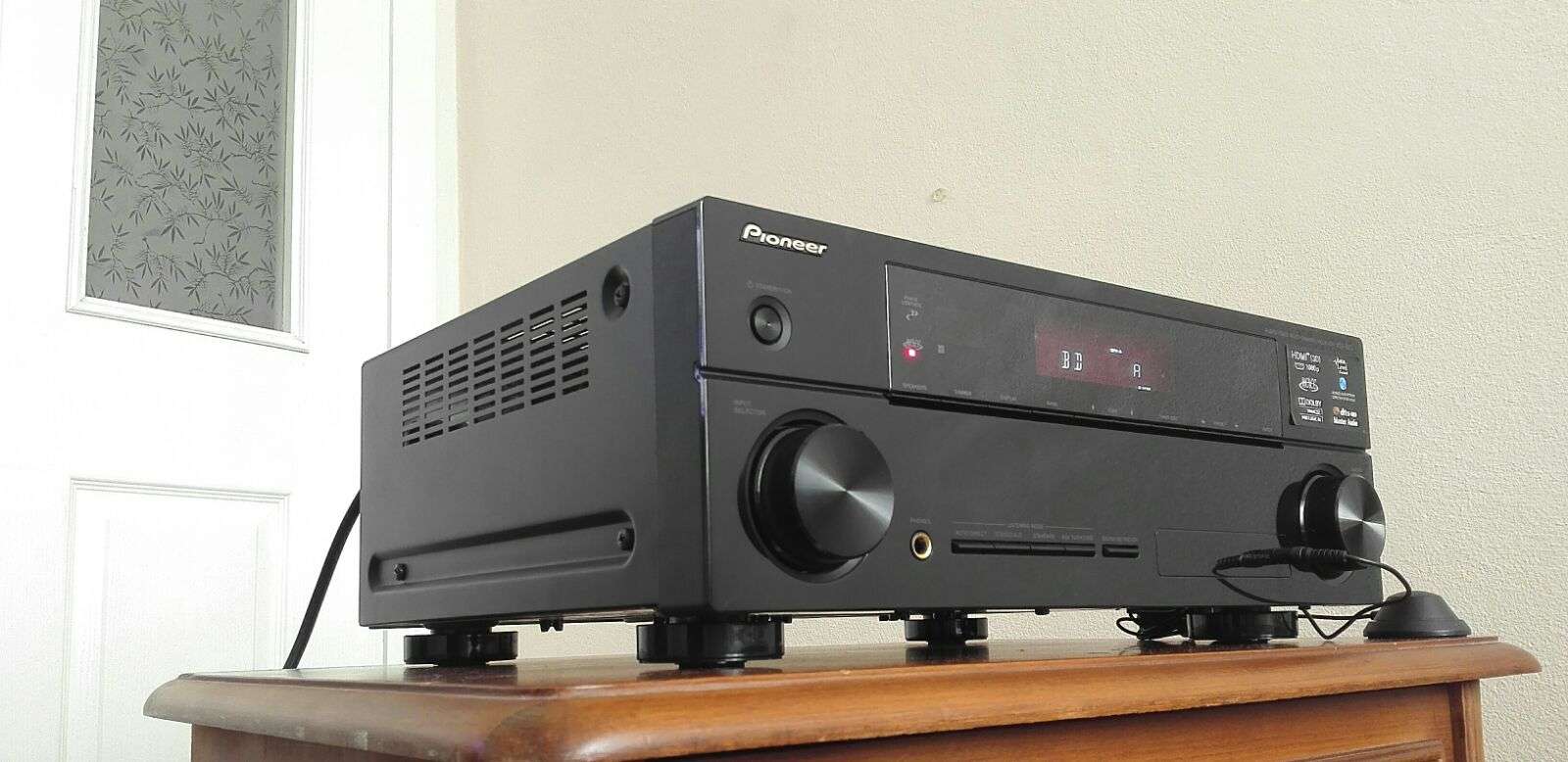 N0FzKm.jpg