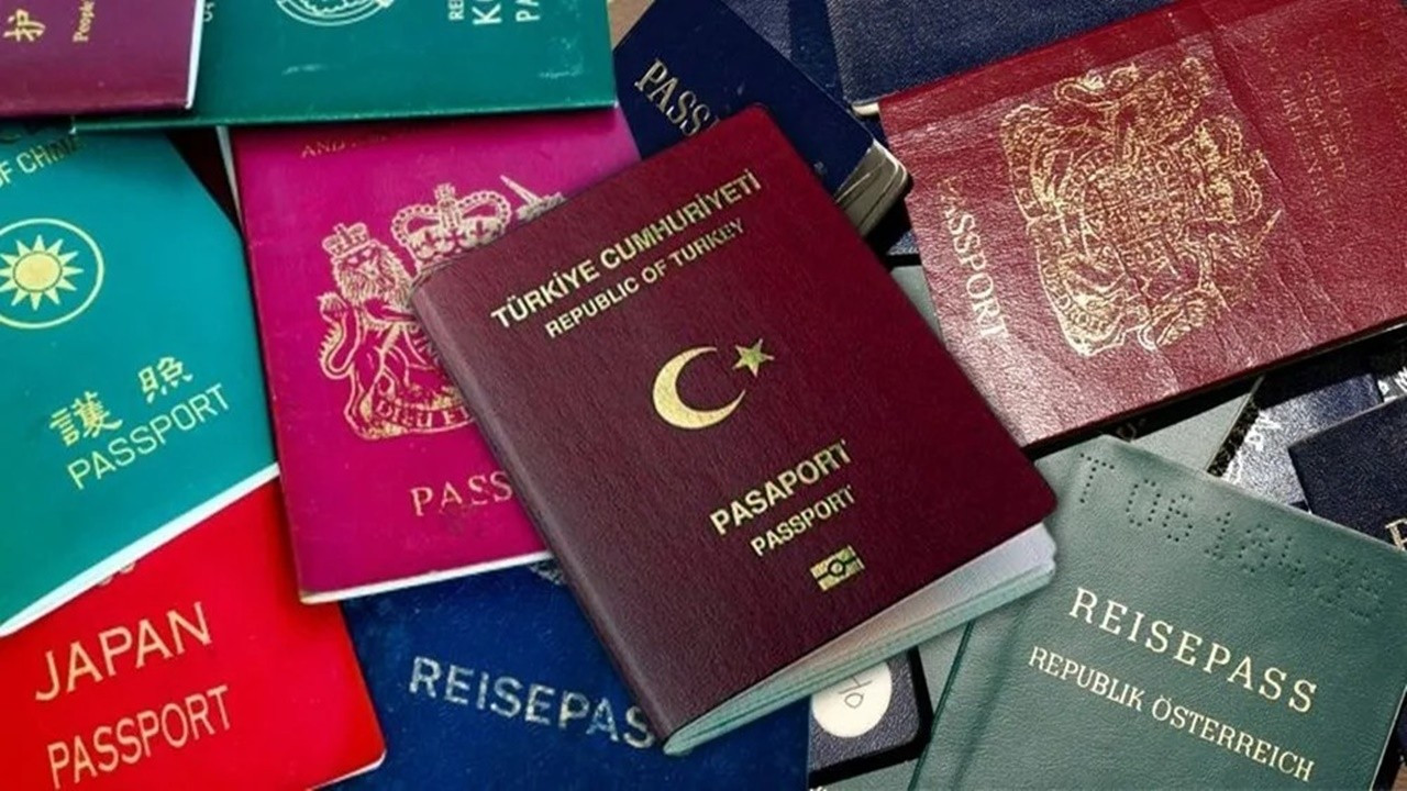 dunyanin-en-degerli-pasaportu-turkiye-siralama.jpg