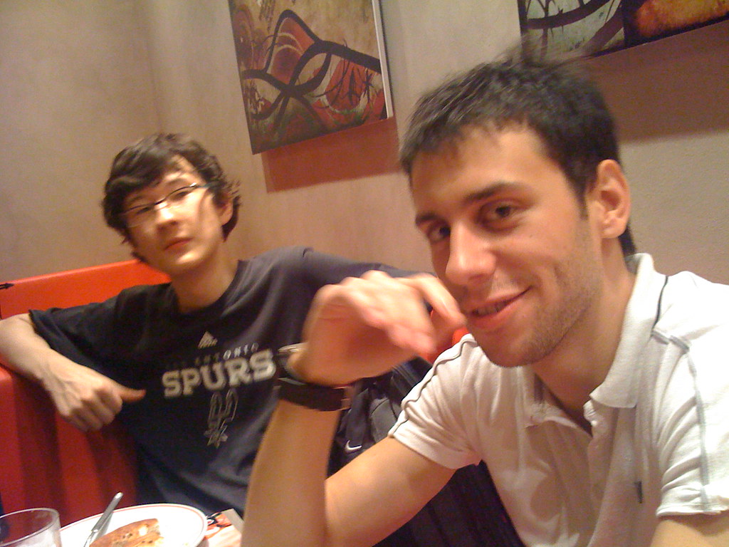 2912077570_deedcb4f58_b.jpg