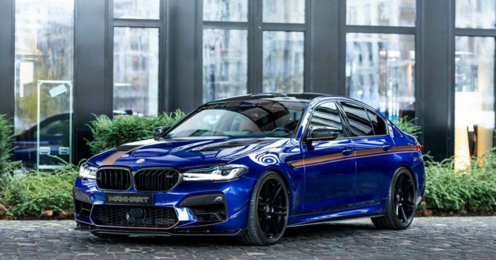 F90-kodlu-BMW-M5-serisi-elveda-demeden-elektrikli-otomobillere-meydan-okuyor-6.jpg