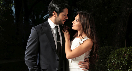 kara-sevda-dizi-1.jpg