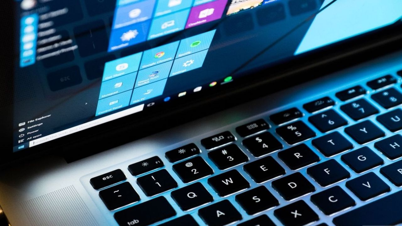 Apple-M1-islemcili-MacBook-ta-Windows-10-u-calistirmak-00