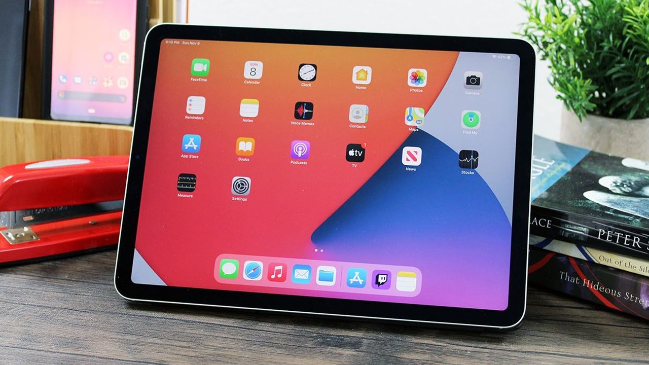 apple-12-9-inc-ipad-air-cikacak-mi-kapak.jpg