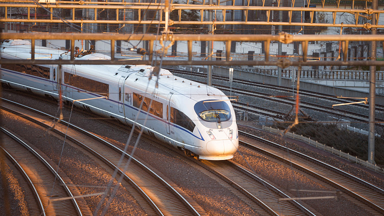 yapay-zeka-hizli-tren-1.jpg