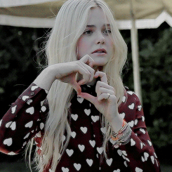 tumblr_o2d2wpPyKC1v3fn63o6_250.gif