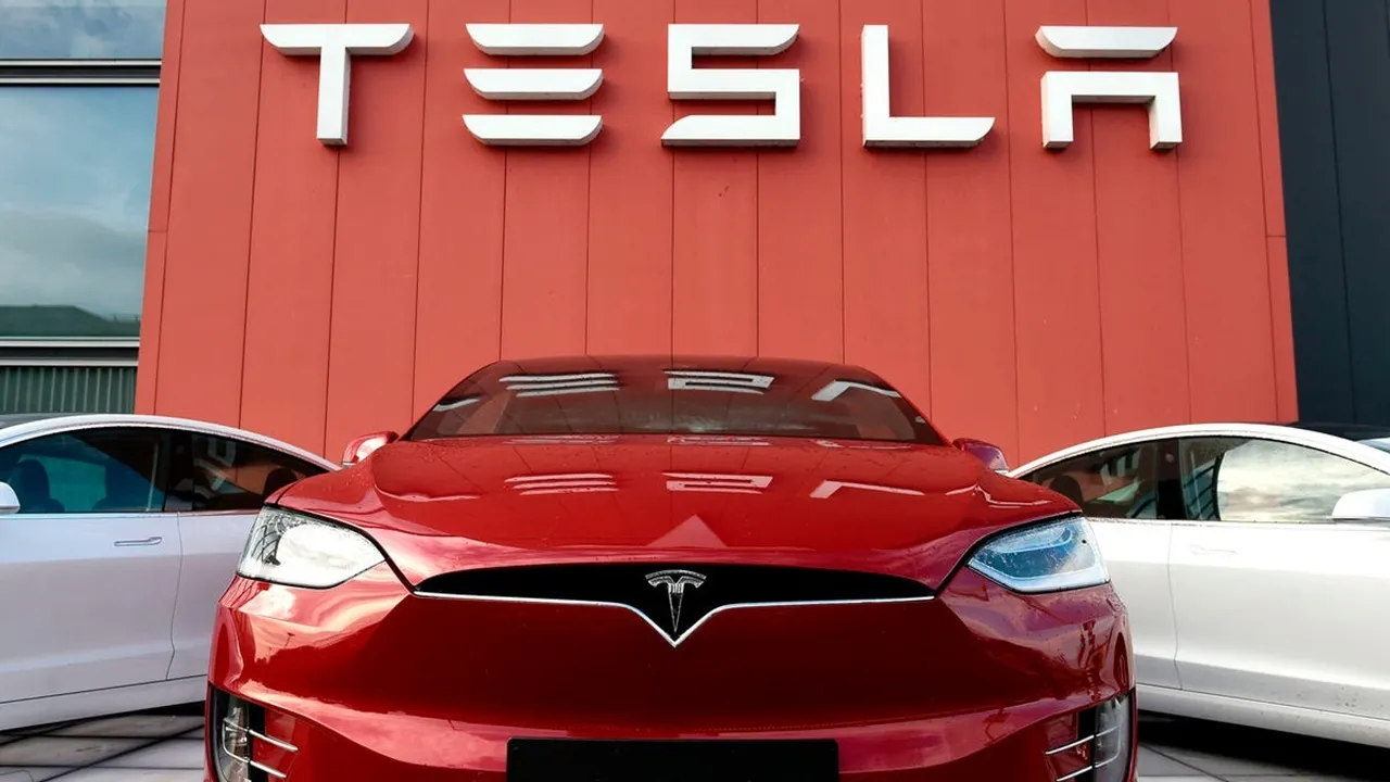 tesla-1.webp