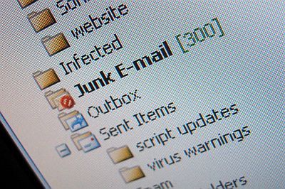 spam-mail1259127355.jpg