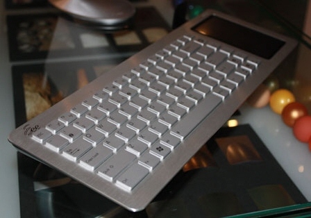 Asus_Eee_Keyboard_021270936816.jpg