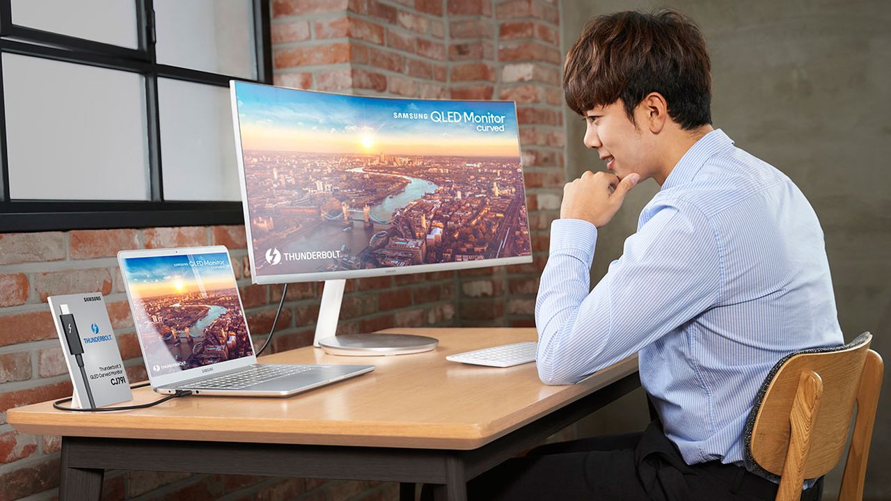samsung-cj791-qled-kavisli-monitor-sdn-01.jpg