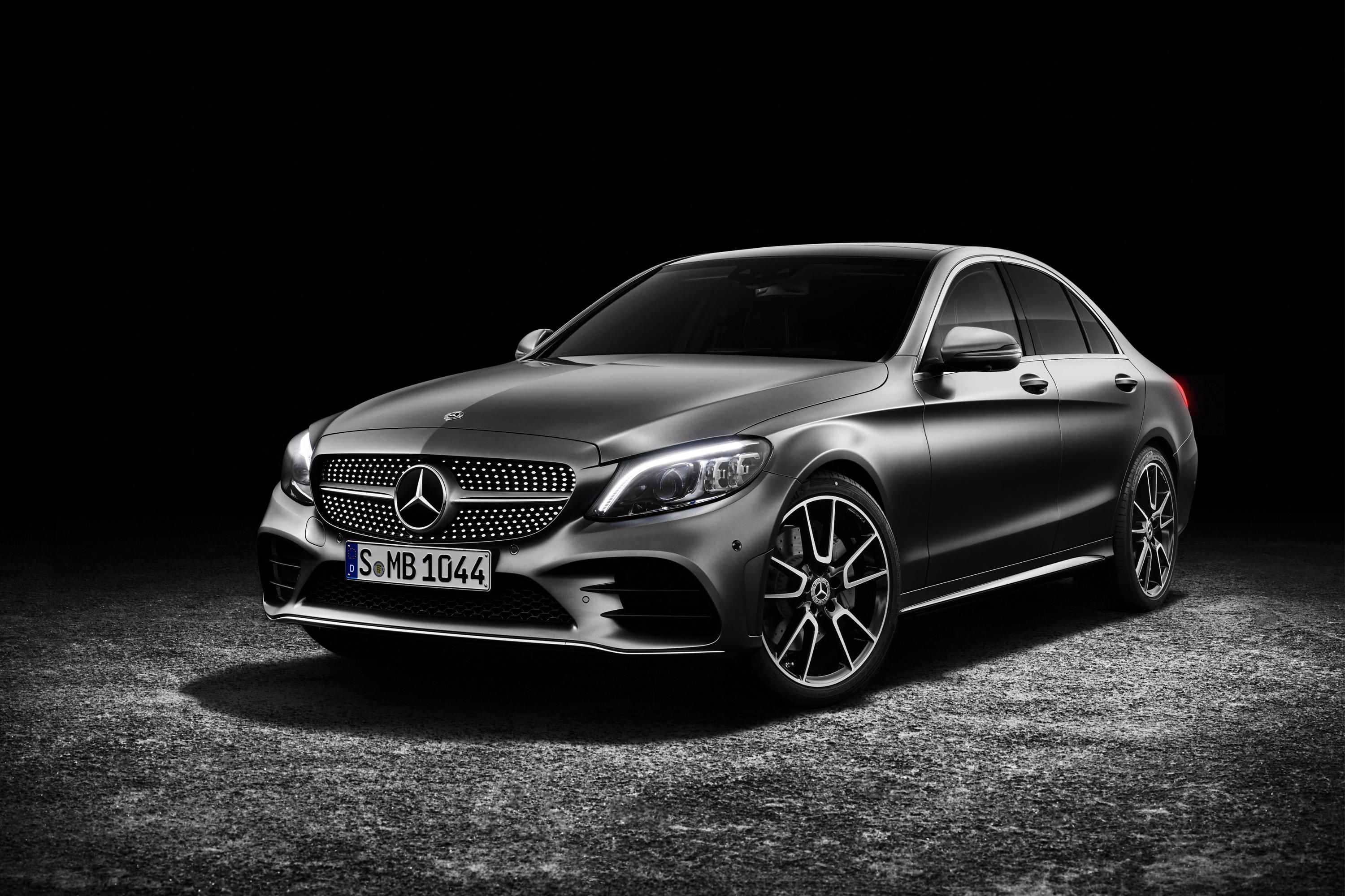 Mercedes-Benz-C-Class-2019.jpeg
