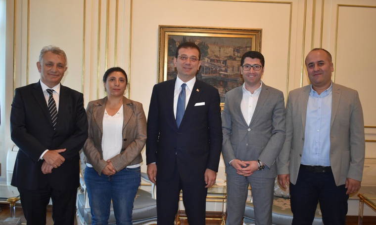 www.cumhuriyet.com.tr