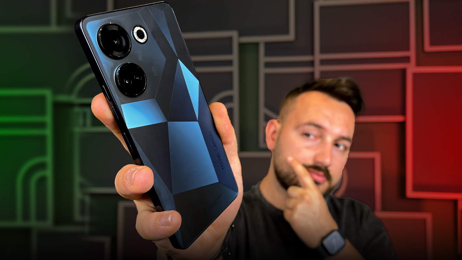 TECNO-CAMON-20-Pro-kutu-acilimi.jpeg